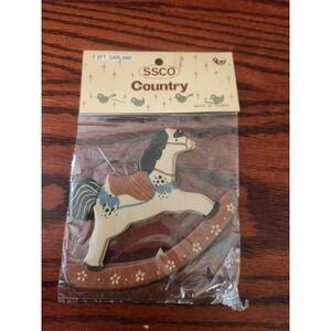 Vintage NOS SSCO Country Rocking Horse‎ 9 Foot Paper Garland Made In Taiwan